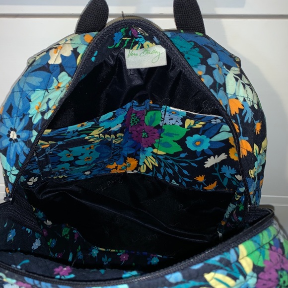 Vera Bradley backpack - Picture 2 of 4